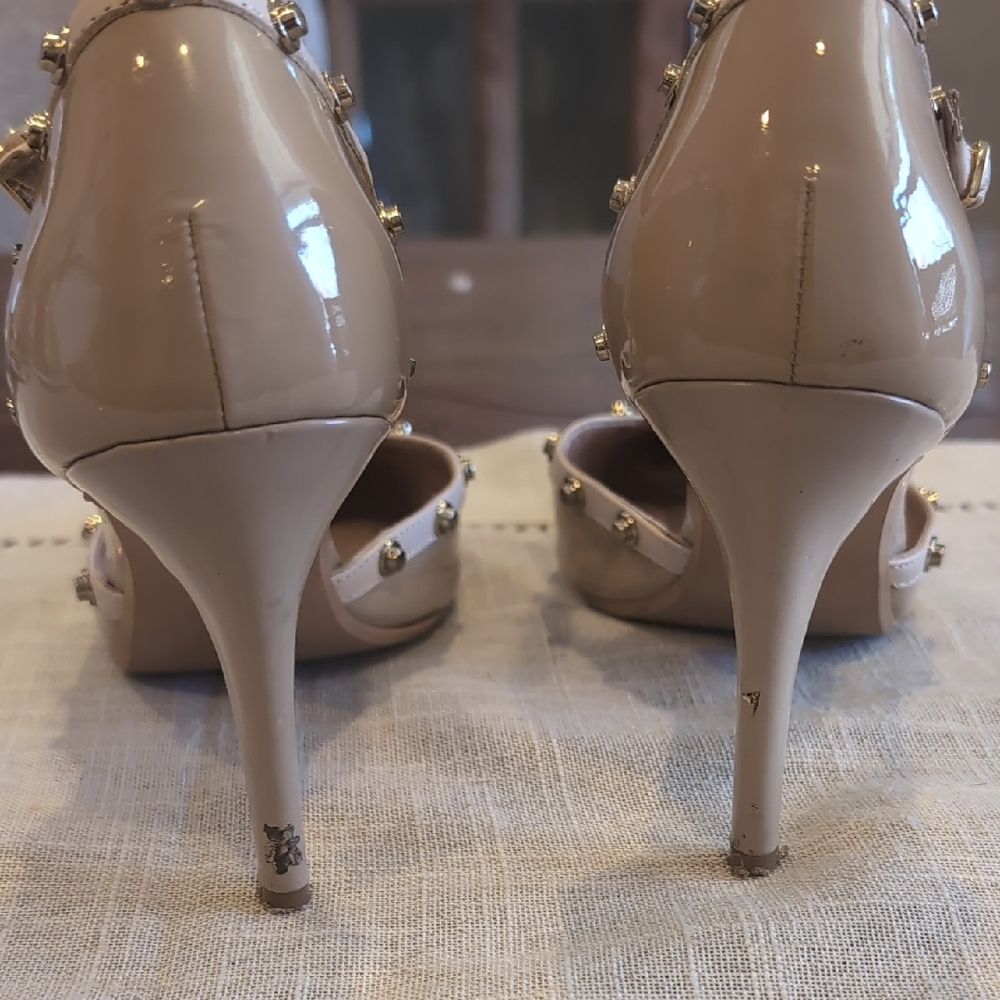 Audrey Brooke Nude Studded Heels size 7 - Picture 4 of 6